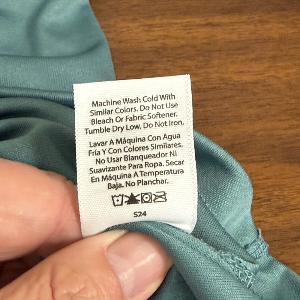 Elegant Teal V-Neck Women's Top - Picture 7 of 8